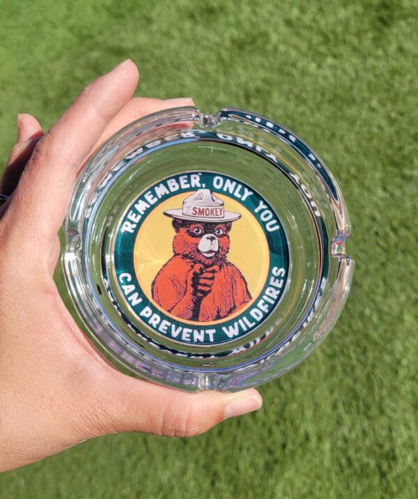 Custom Glass Ashtray - Image 2